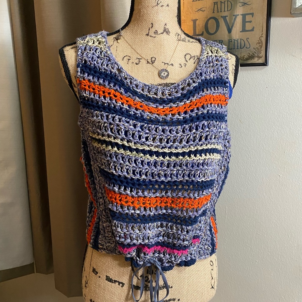 Free People sleeves sweater